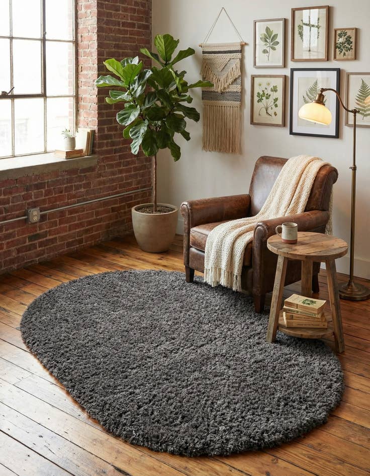 Detail image of  4' x 6' Marilyn Monroe&trade; Shag Oval Rug