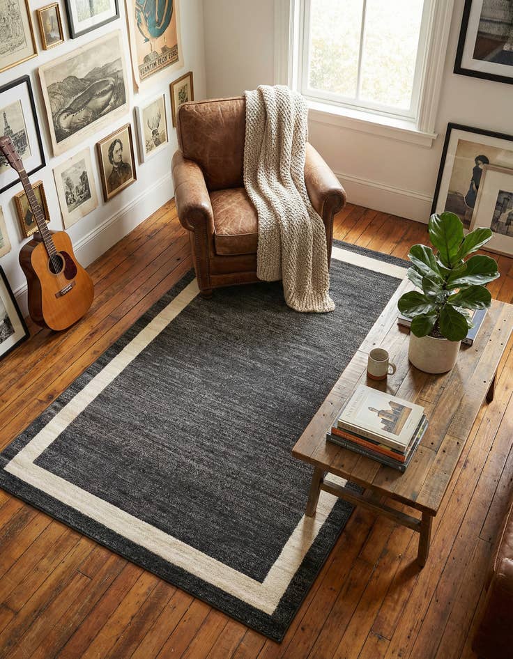 Detail image of 5' 3 x 8' Angelica Rug