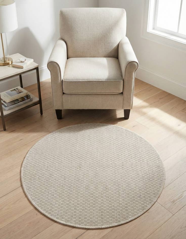 Detail image of 3' x 3' Easy-Clean Solid Indoor / Outdoor Round Rug