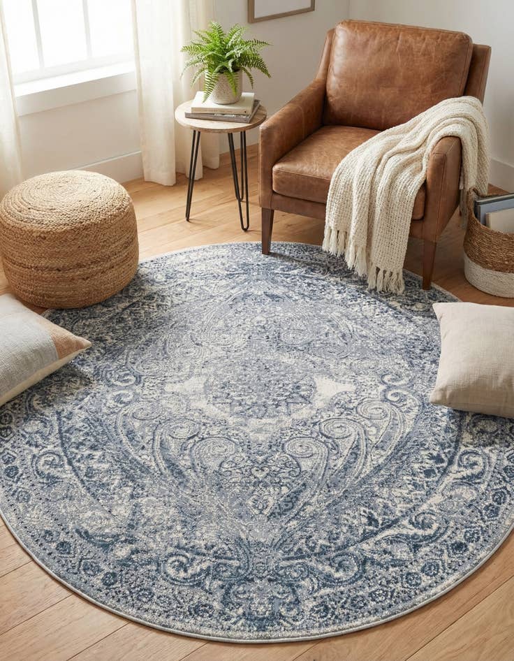 Detail image of 4' x 4' Villa Round Rug