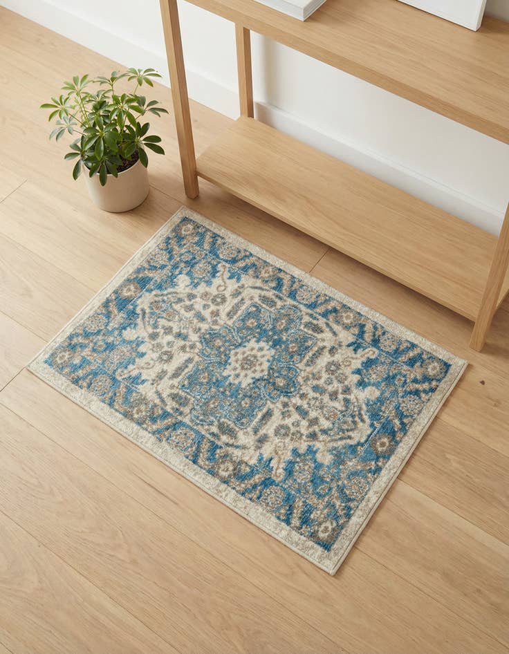 Detail image of 2' x 3' Vienna Rug