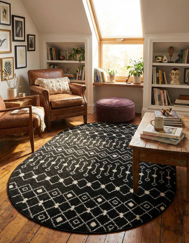 Detail image of 5' 3 x 8' Moroccan Trellis Oval Rug