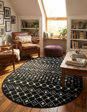 5' 3 x 8' Moroccan Trellis Oval Rug