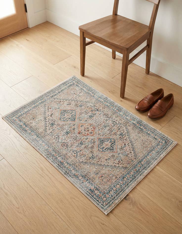 Detail image of 2' x 3' Newport Rug