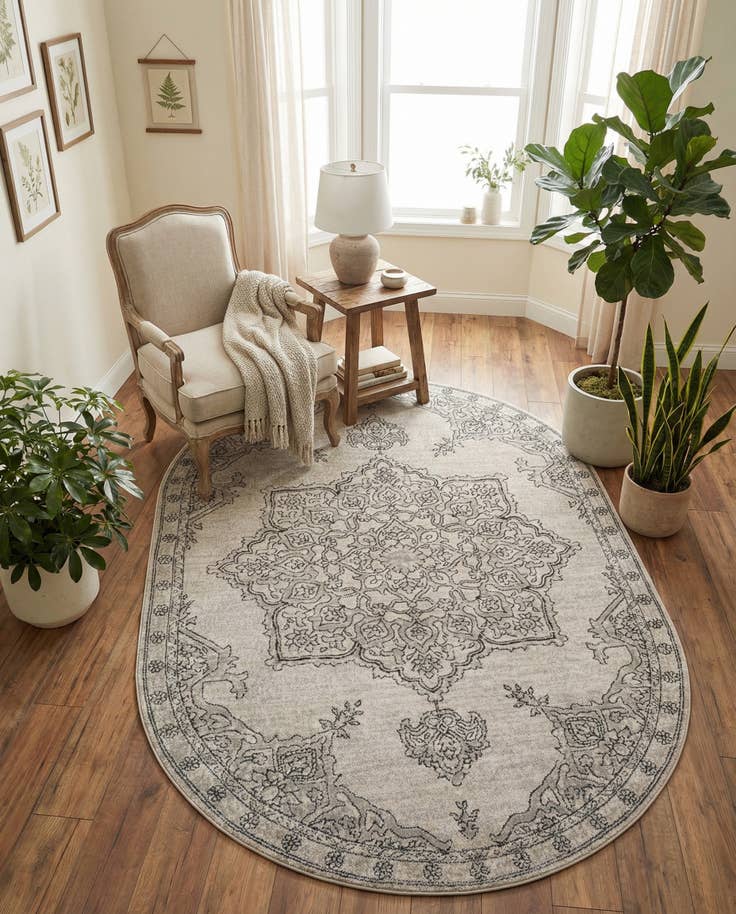 Detail image of 6' x 9' Nyla Oval Rug