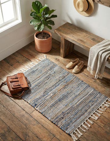 2' x 3' 1 Hand Woven Chindi Jute Rug