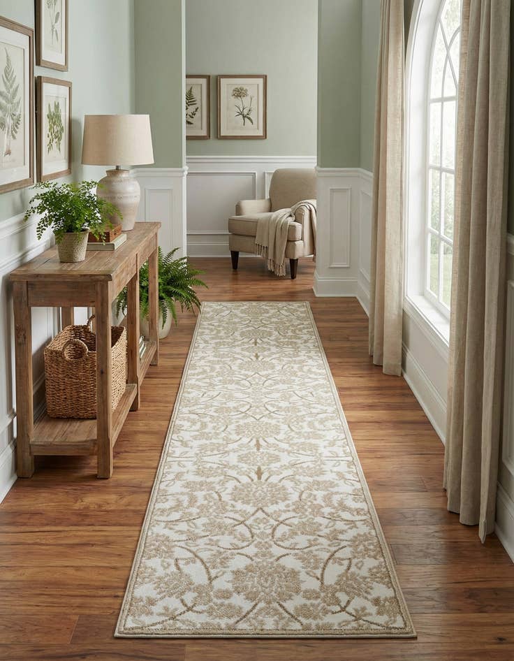 Detail image of 2' 6 x 13' Himalaya Runner Rug