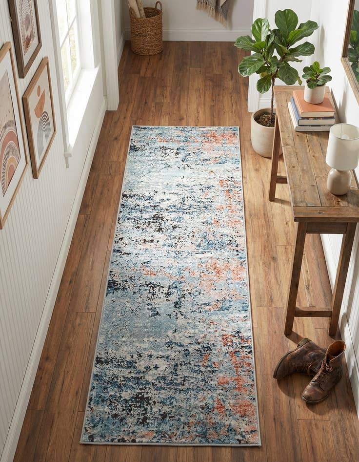 Detail image of 2' 2 x 6' Leipzig Runner Rug