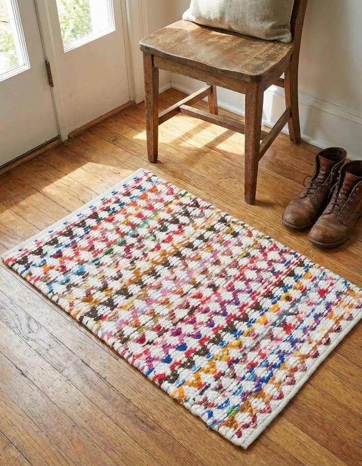 Detail image of 2' x 3' 1  Hand Woven Braided Chindi Rug