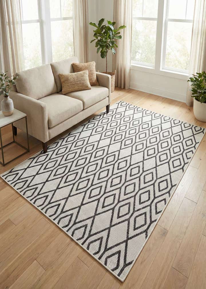 5' 3 x 8' Easy-Clean Jill Zarin Turks and Caicos Indoor / Outdoor Rug