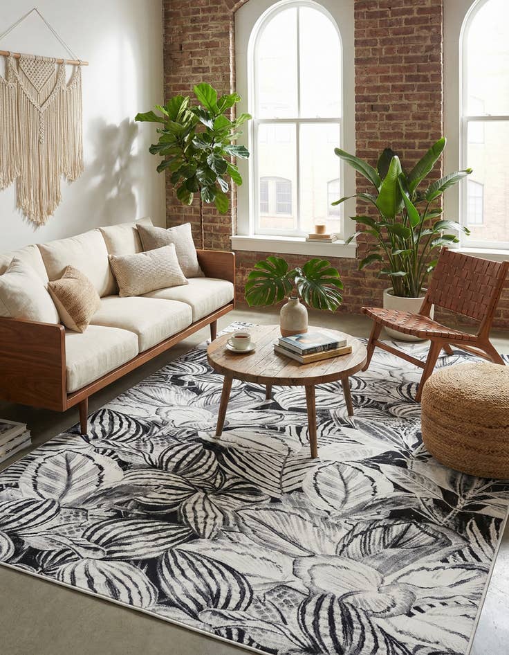 Detail image of 9' x 12' Blossom Rug