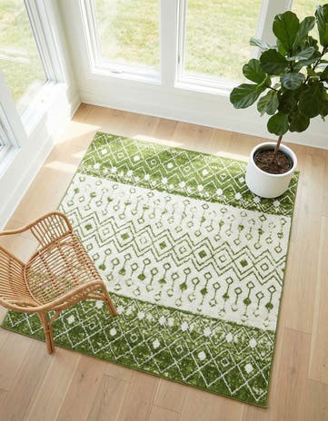 5' 3 x 5' 3 Moroccan Trellis Square Rug