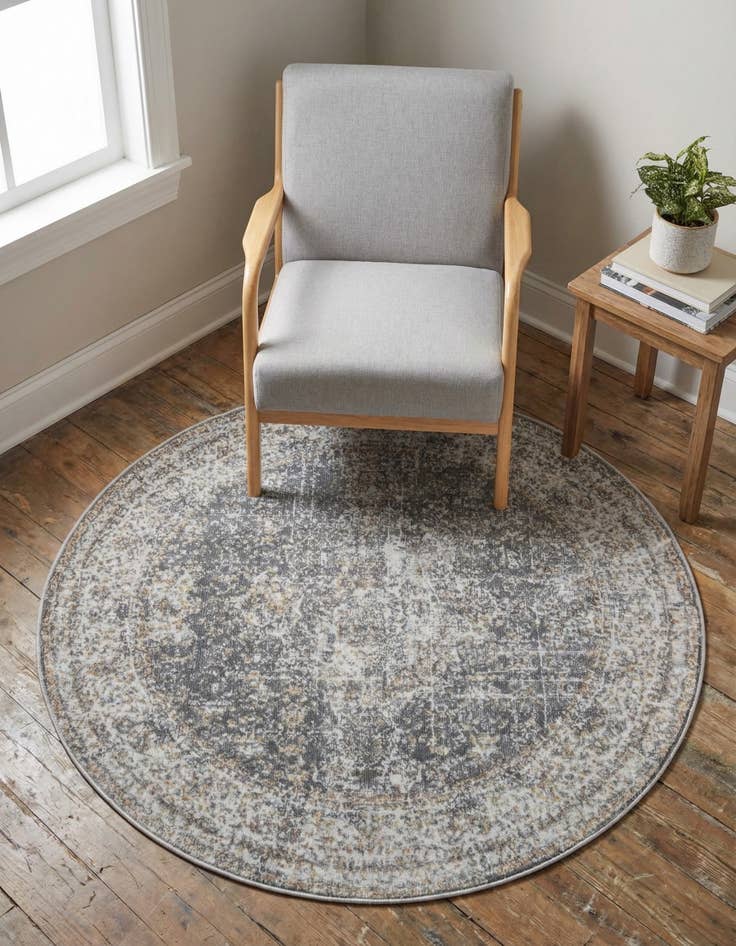 Detail image of 4' x 4' Santiago Round Rug