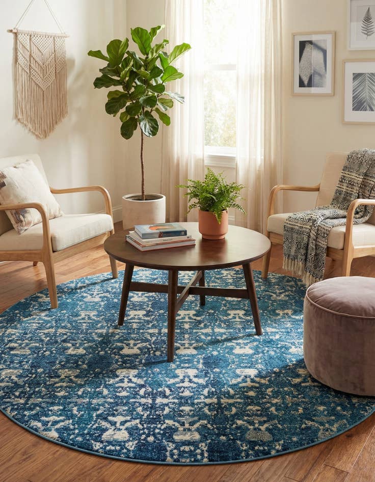 Detail image of 7' x 7' Amulet Round Rug