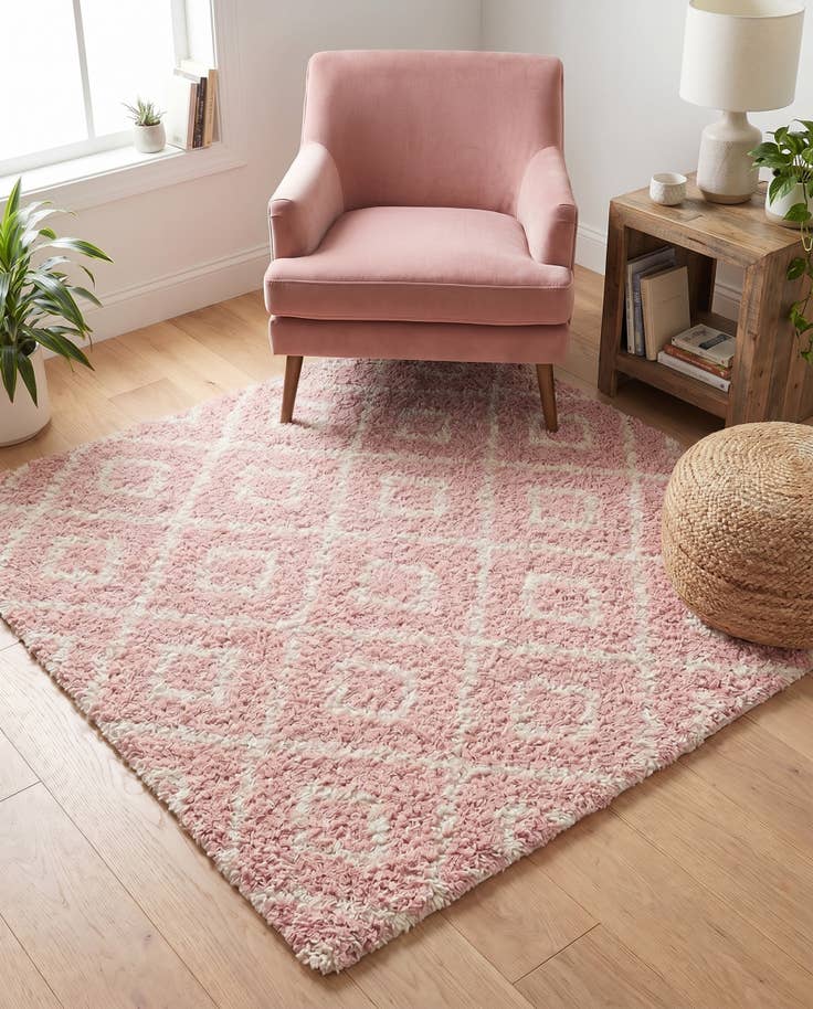 Detail image of 5' 3 x 5' 3 Trellis Shag Square Rug