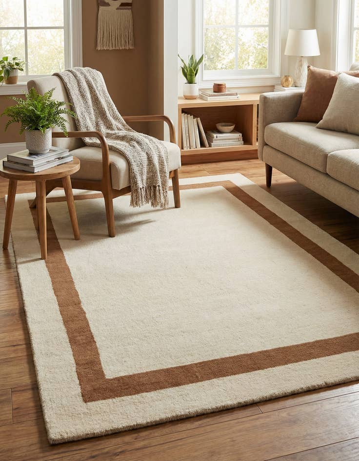 Detail image of 4' 1 x 6' 1 Jill Zarin Border Wool Rug