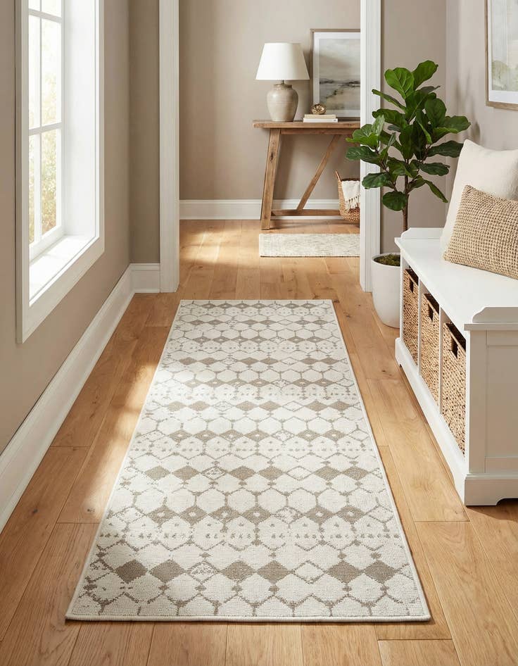Detail image of 2' x 6' Washable Lattice Indoor / Outdoor Runner Rug
