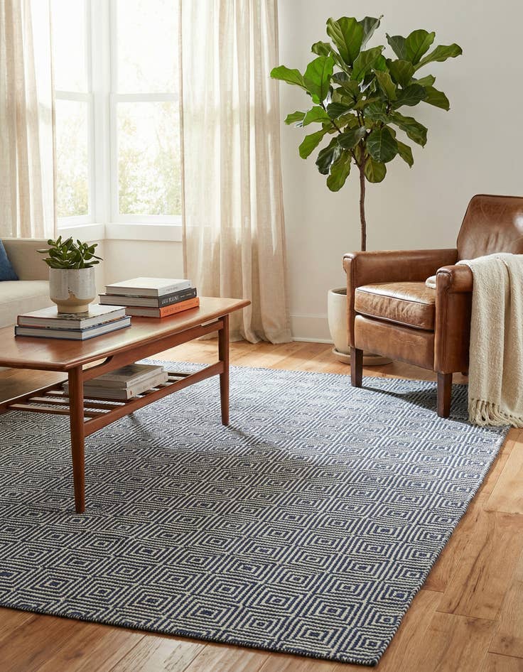 Detail image of 5' 1 x 8'  Hand Woven Geo Trellis Flatweave Rug