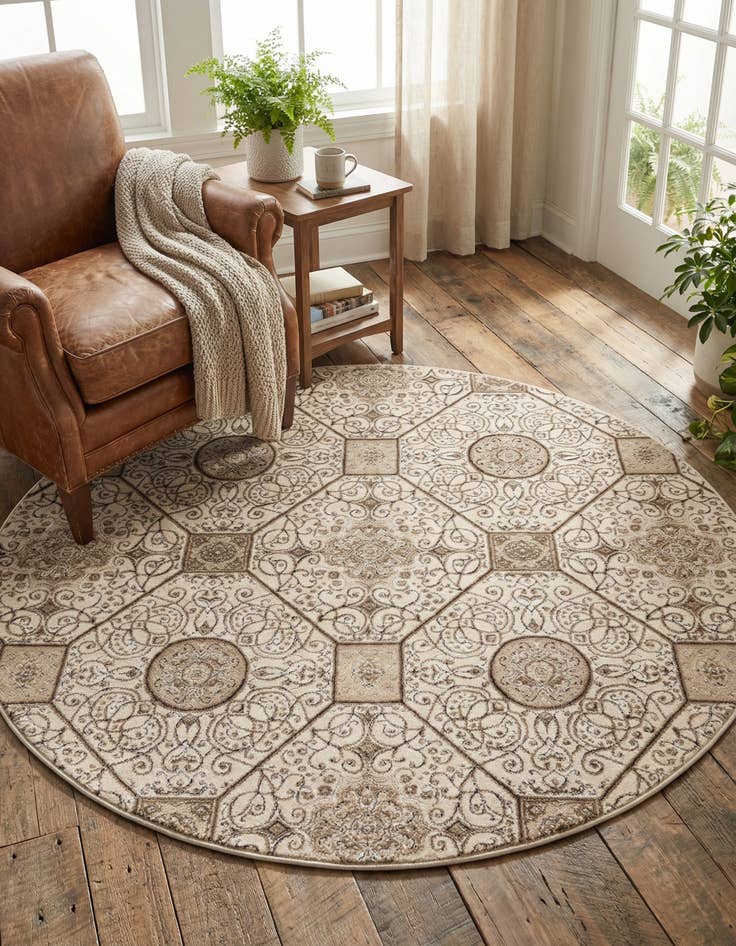 Detail image of 5' x 5' Himalaya Round Rug