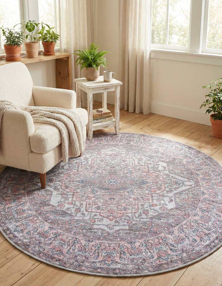 Detail image of 5' 3 x 5' 3  Washable Mangata Round Rug