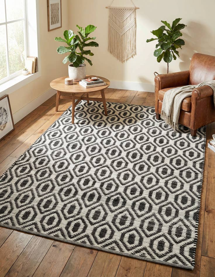 Detail image of 7' 1 x 10'  Hand Woven Chindi Jute Rug