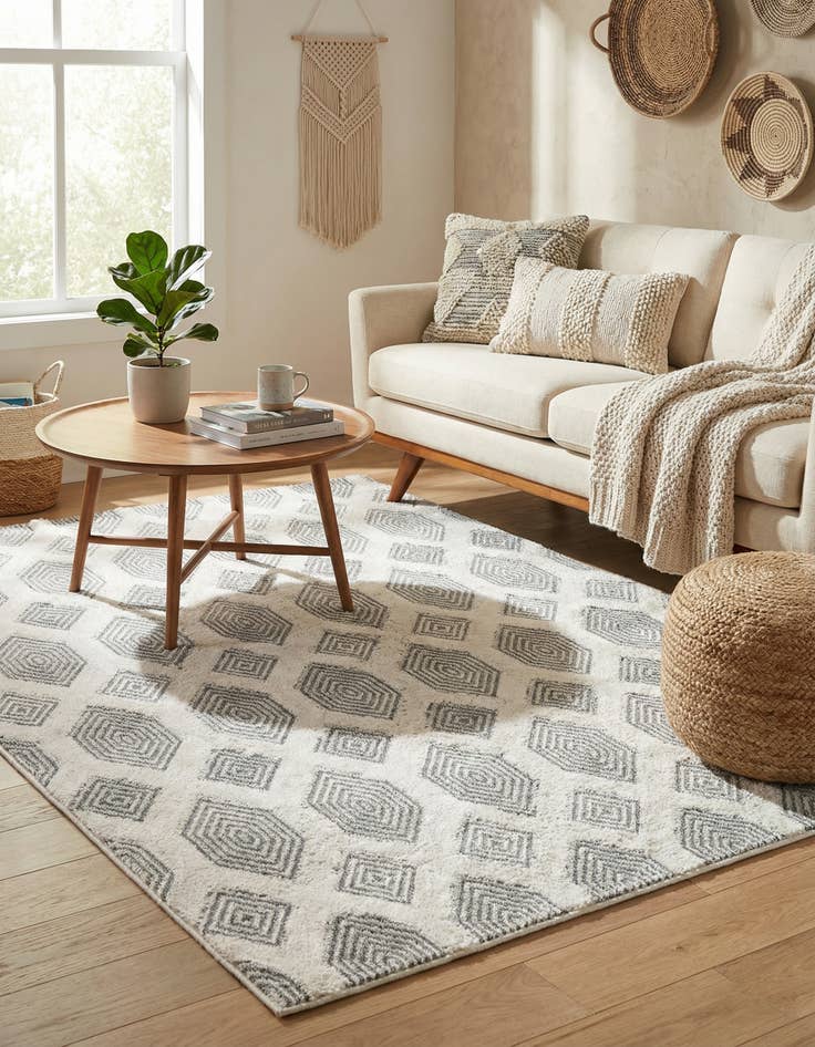 Detail image of 4' 5 x 6' Sabrina Soto Casa Havana Rug