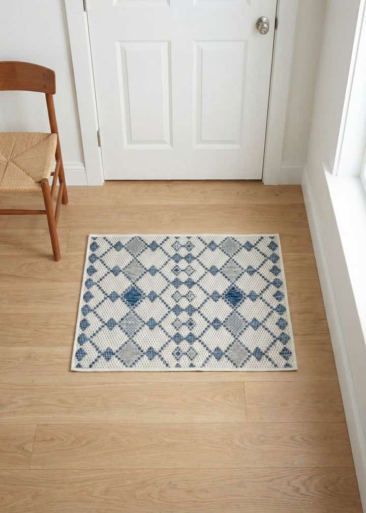 2' x 3' Easy-Clean Trellis Indoor / Outdoor Rug