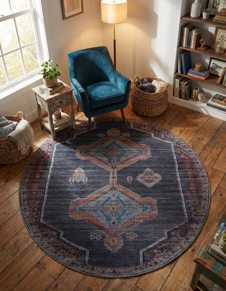 Detail image of 7' 10 x 7' 10 Washable Sisu Round Rug