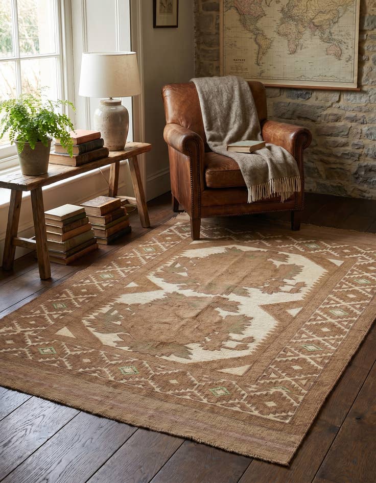 Detail image of 4' x 5' 9 Hand Woven Sumak Wool Rug