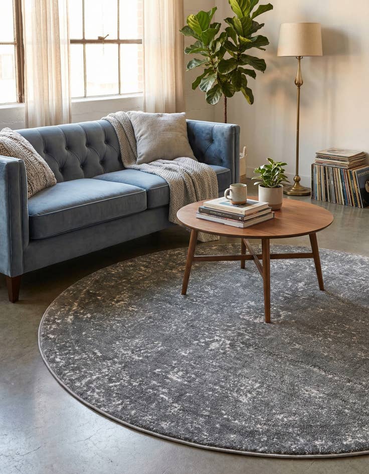 Detail image of 6' x 6' Monaco Round Rug