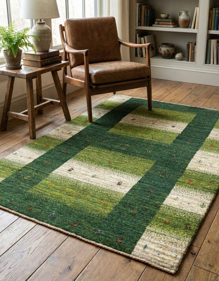 Detail image of 3' 4 x 4' 8 Kashkuli Wool Rug