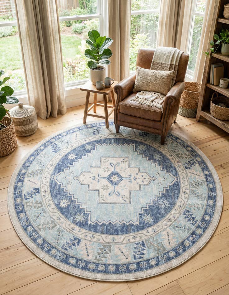 Detail image of 7' 10 x 7' 10 Whitney Round Rug
