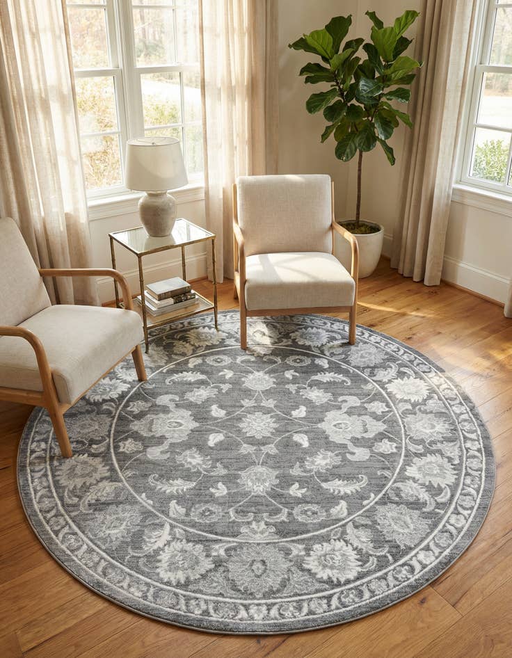 Detail image of 10' x 10' Boston Round Rug