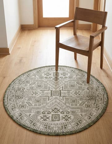 Green Easy-Clean Aztec Indoor / Outdoor Round Rug