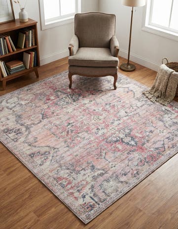 5' 3 x 5' 3 Washable Nostalgia Square Rug