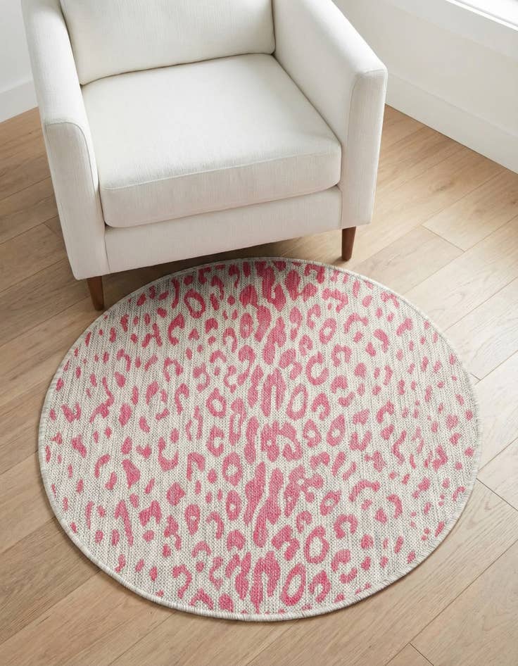 Detail image of 3' x 3'  Washable Safari Indoor / Outdoor Round Rug