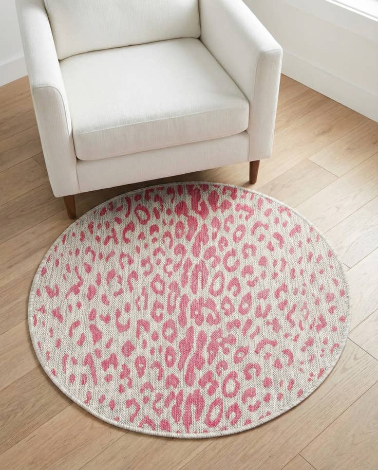 Detail image of 3' x 3' Easy-Clean Safari Indoor / Outdoor Round Rug