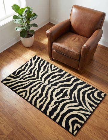 Black Savannah Rug