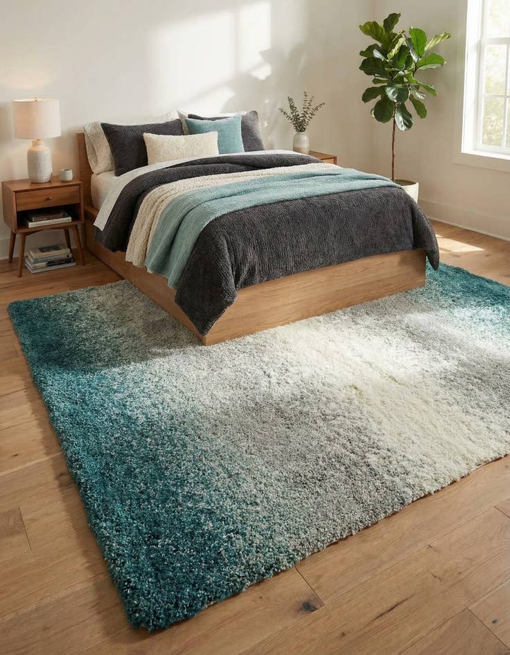 Detail image of 7' 10 x 10' Soft Touch Shag Rug