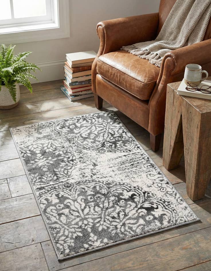 Detail image of 2' x 3' Monaco Rug