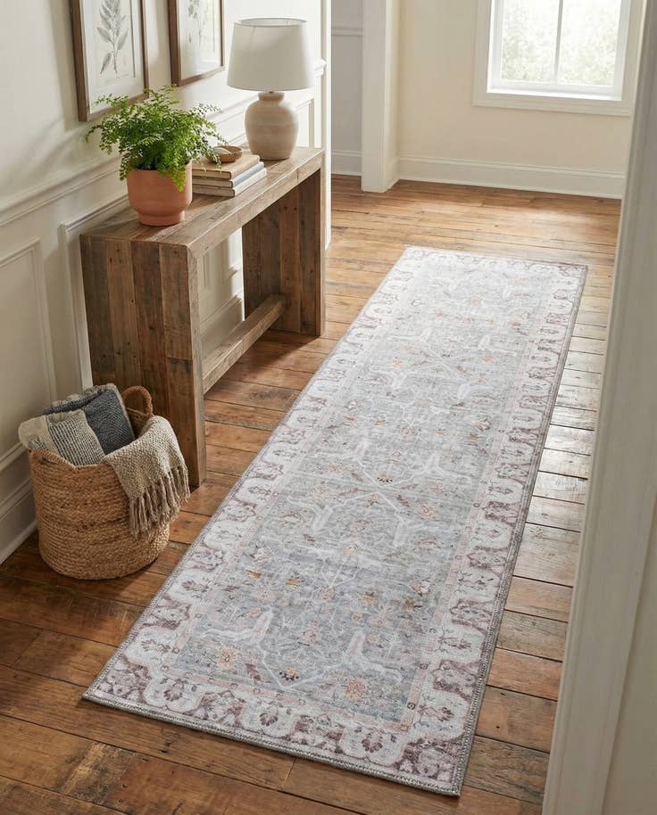 Detail image of 2' x 8' Yara Runner Rug