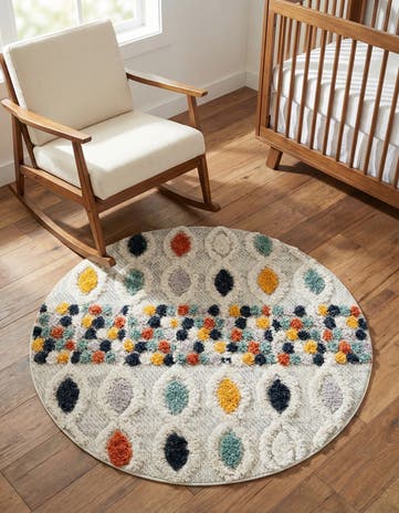 3' 3 x 3' 3 Cherokee Round Rug