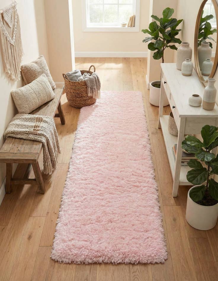 Detail image of 2' x 6' 5 Infinity Shag Runner Rug