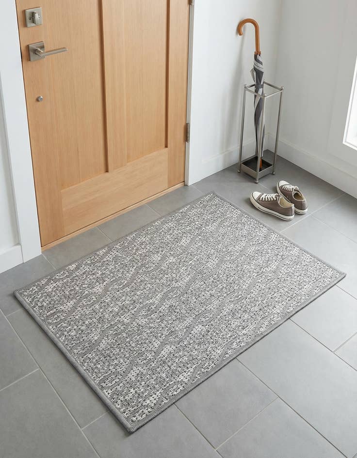 Detail image of 2' 2 x 3'  Washable Modern Indoor / Outdoor Rug