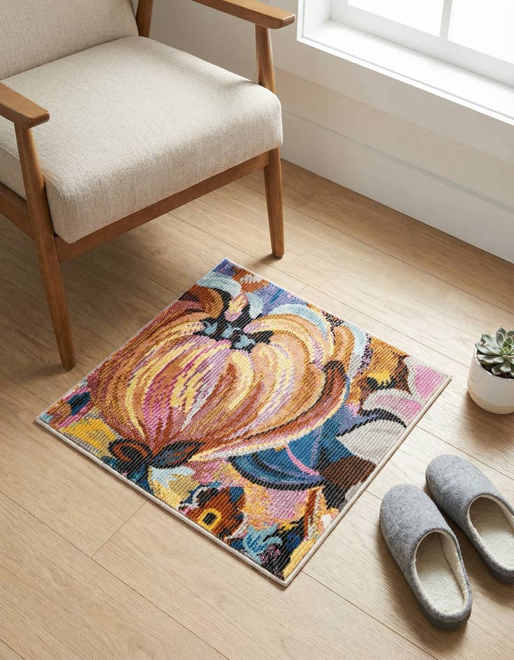 Detail image of 1' 4 x 1' 4 Blossom Sample Rug