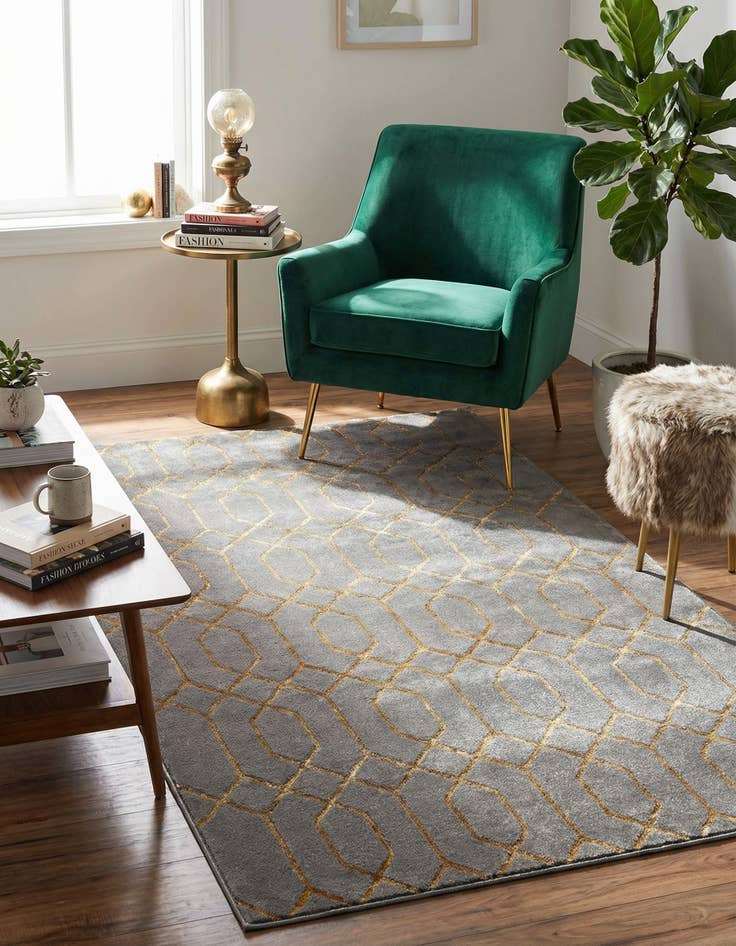 Detail image of 4' x 6' Marilyn Monroe&trade; Glam Trellis Rug