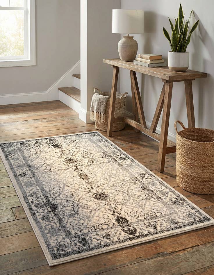 Detail image of 3' x 5' 3 Miranda Rug