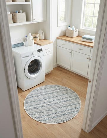 3' x 3' Easy-Clean Ribbon Indoor / Outdoor Round Rug