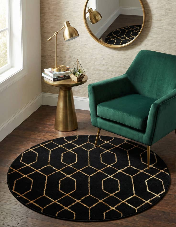 Detail image of 3' x 3'  Marilyn Monroe&trade; Glam Trellis Round Rug