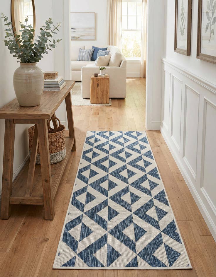Detail image of 2' x 6' Washable Jill Zarin Napa Indoor / Outdoor Runner Rug